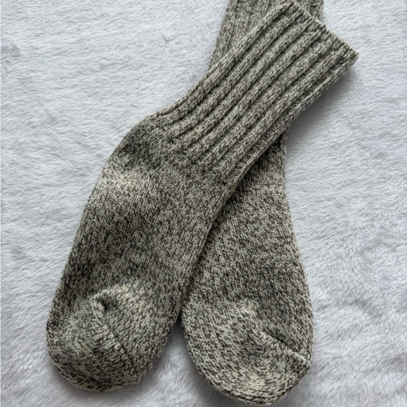 L.L.Bean Men's Tan Wool Socks - Picture 4 of 5